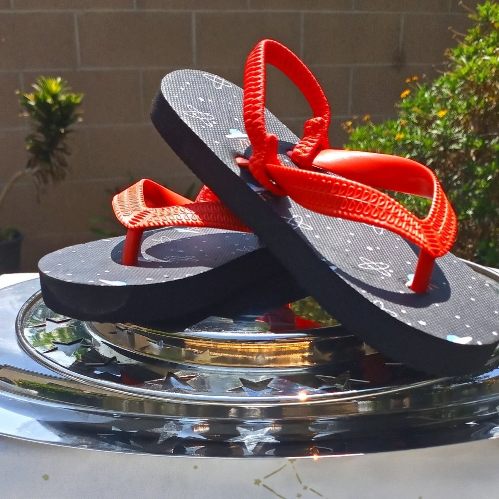 Cat & jack space flip flop sandals